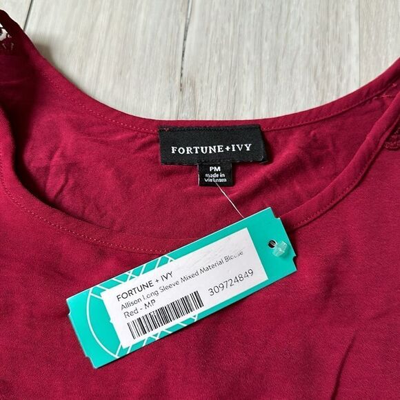 FORTUNE + IVY
Allison Mixed Material Blouse Red MP Stitch Fix Nwt - Picture 2 of 4